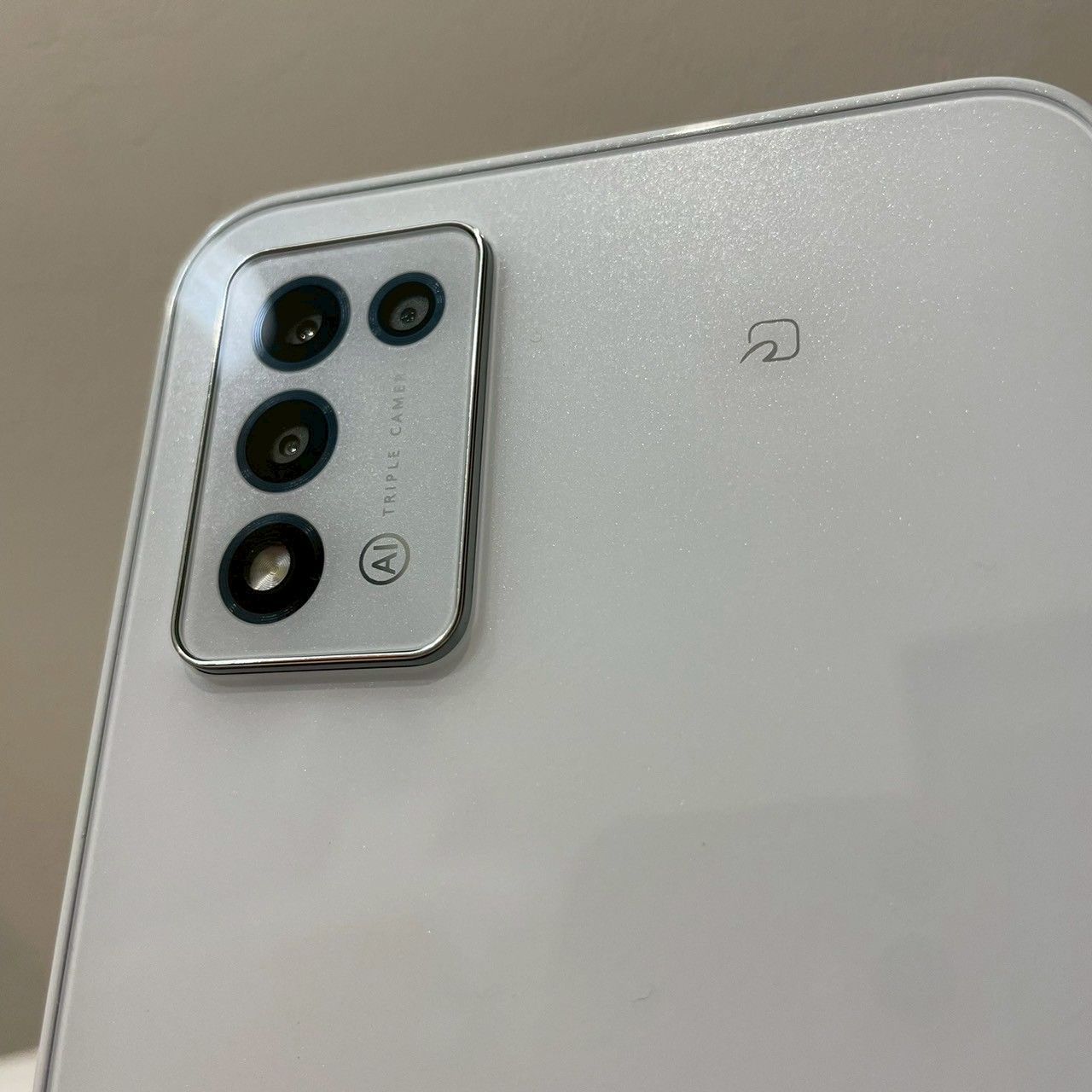 美品 Libero 5G III ホワイト SIMフリー Android - メルカリ