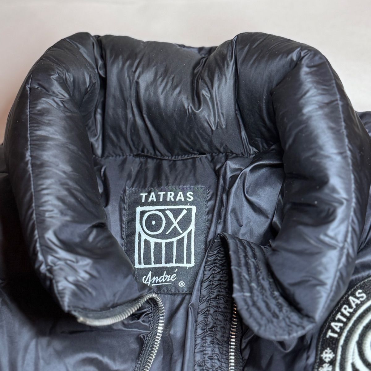 TATRAS Andre Saraiva タトラス アンドレ サライヴァ ダウン TATRAS Andre Saraiva タトラス アンドレ サライヴァ ダウン
