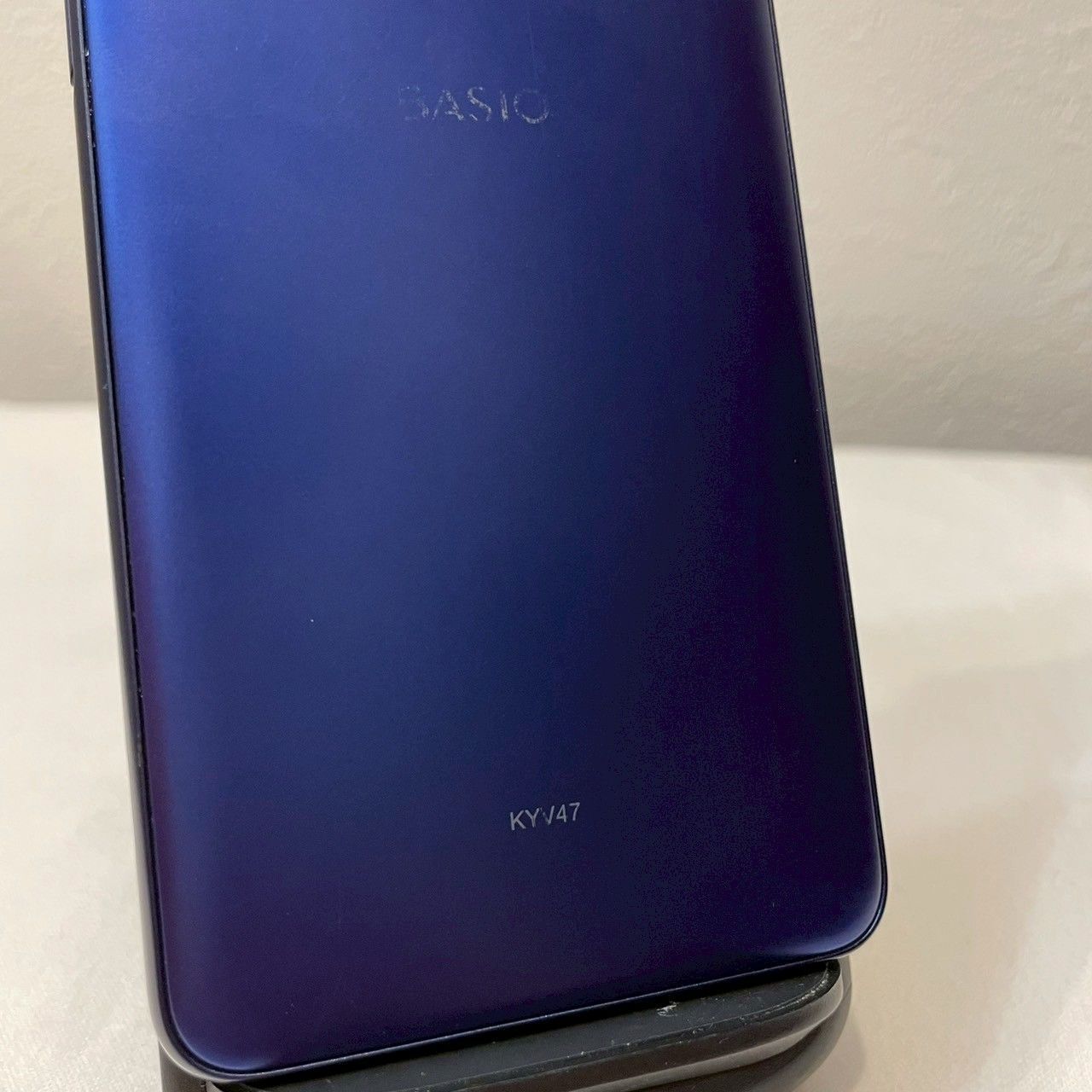 美品 BASIO KYV47 ブルー SIMフリー 動作良好 - メルカリ