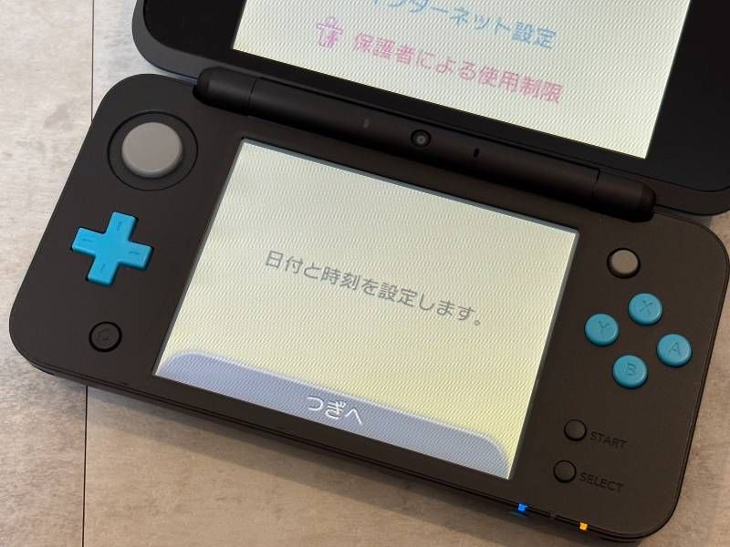 任天堂 New Nintendo 2DS LL JAN-001 ブラック×ターコイズ 初期化済み 