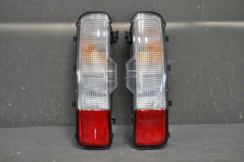 テールランプ テールライト 左右セット 右 左 (E51 ME51) エルグランド 