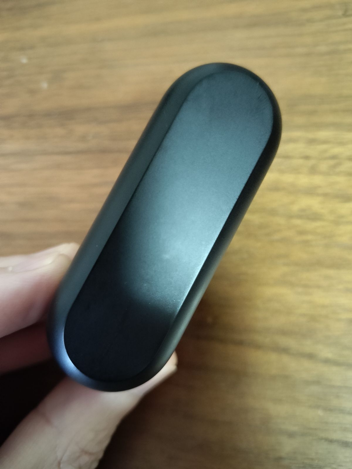 美品 Jabra Elite 10 イヤホン充電ケース ブラック - メルカリ