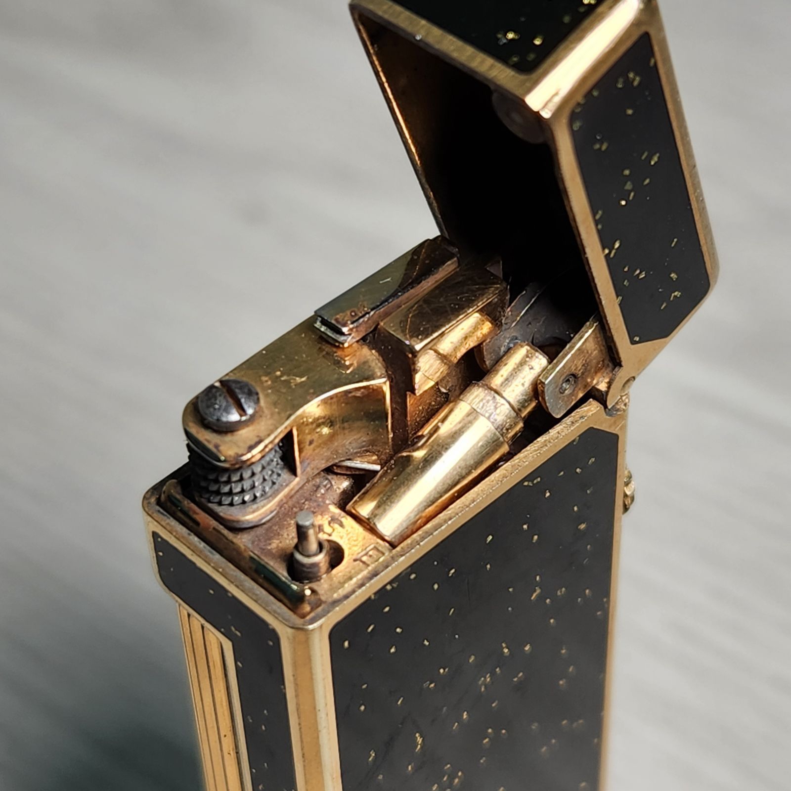希少モデル dunhill ダンヒル ガスライター ローラー式 ブラック 