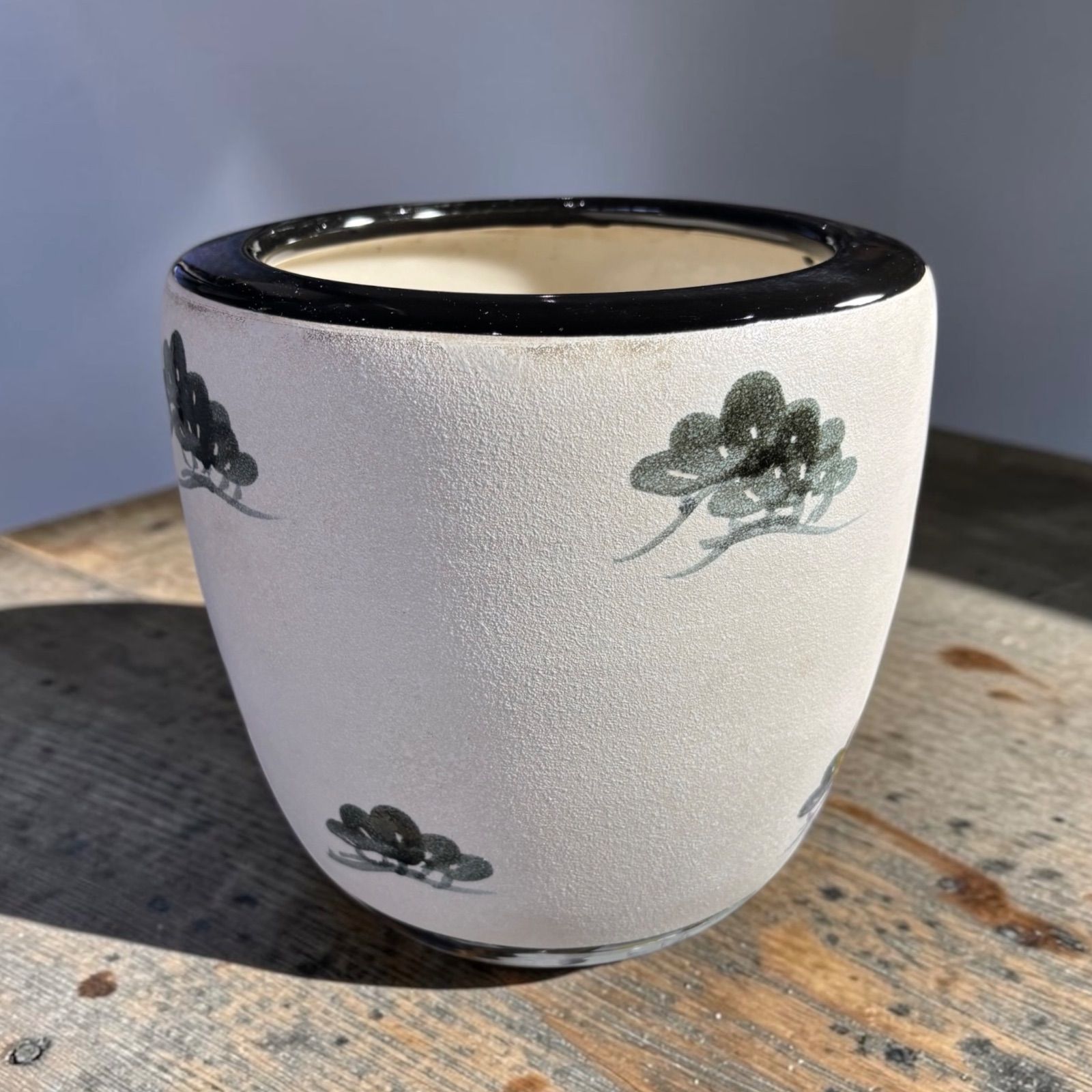 火鉢 松 モノトーン 金魚鉢 睡蓮鉢 壺 陶器 時代物 古道具 昭和 レトロ 