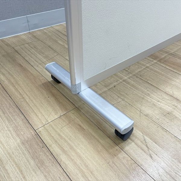 イトーキ 自立パーティション 2連 スクリーンパネルKタイプ キャスター付 折りたたみ可 ベージュ