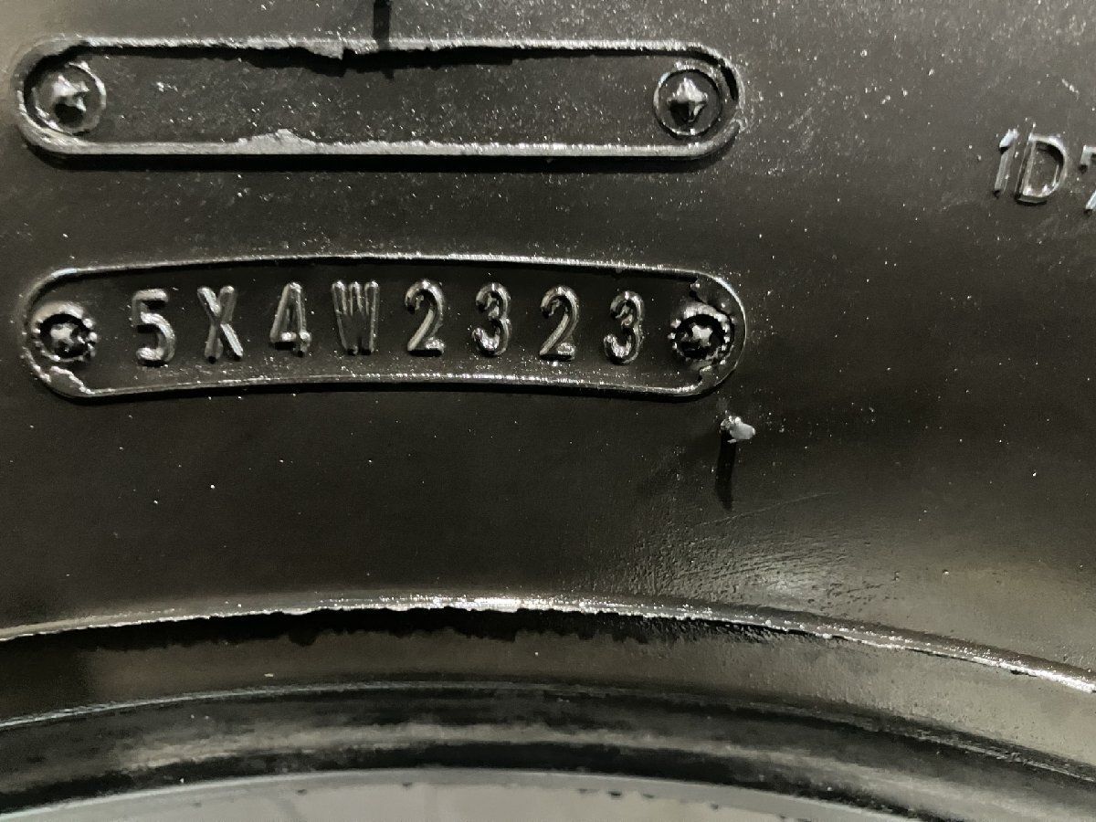 札幌発 引取OK DUNLOP SP020A 9R19.5 14PR 19.5インチ トラックタイヤ スタッドレス 2本 23年製 バリ溝 バス トラック等　(KTR025) クレジットカード QRコード決済可能 札幌発 引取OK DUNLOP SP020A 9R19.5 14PR 19.5インチ トラックタイヤ
