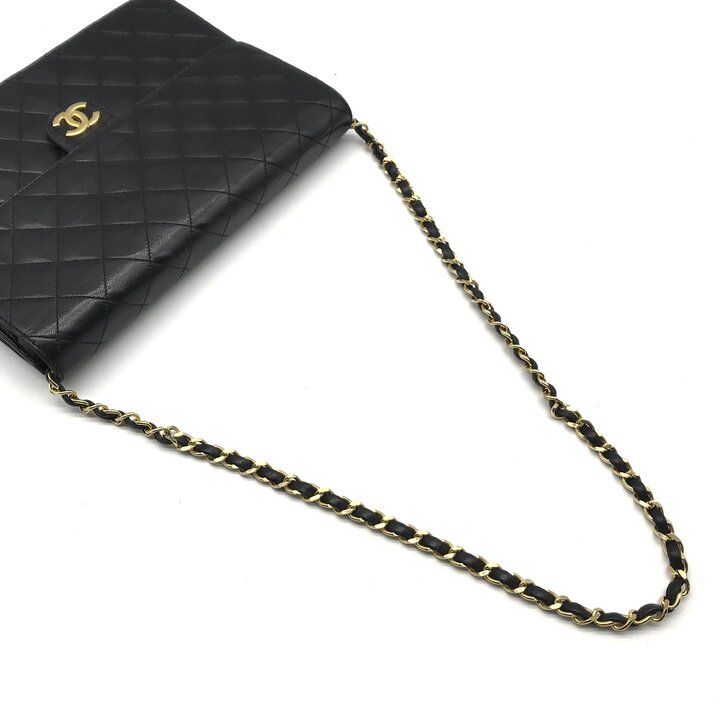 超美品 CHANEL シャネル ココマーク マトラッセ レザー ラムスキン