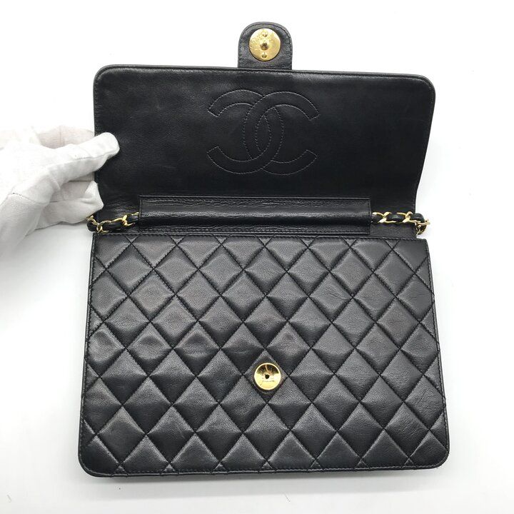 超美品 CHANEL シャネル ココマーク マトラッセ レザー ラムスキン