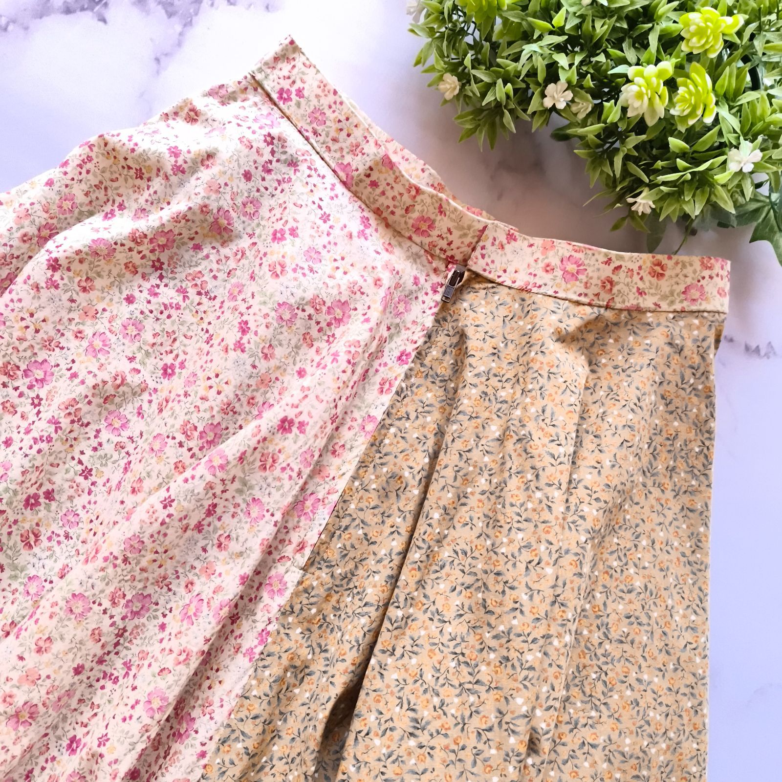 近年 ミキオサカベ ネコ刺繍 フレアスカート 花柄 フラワー アイボリー