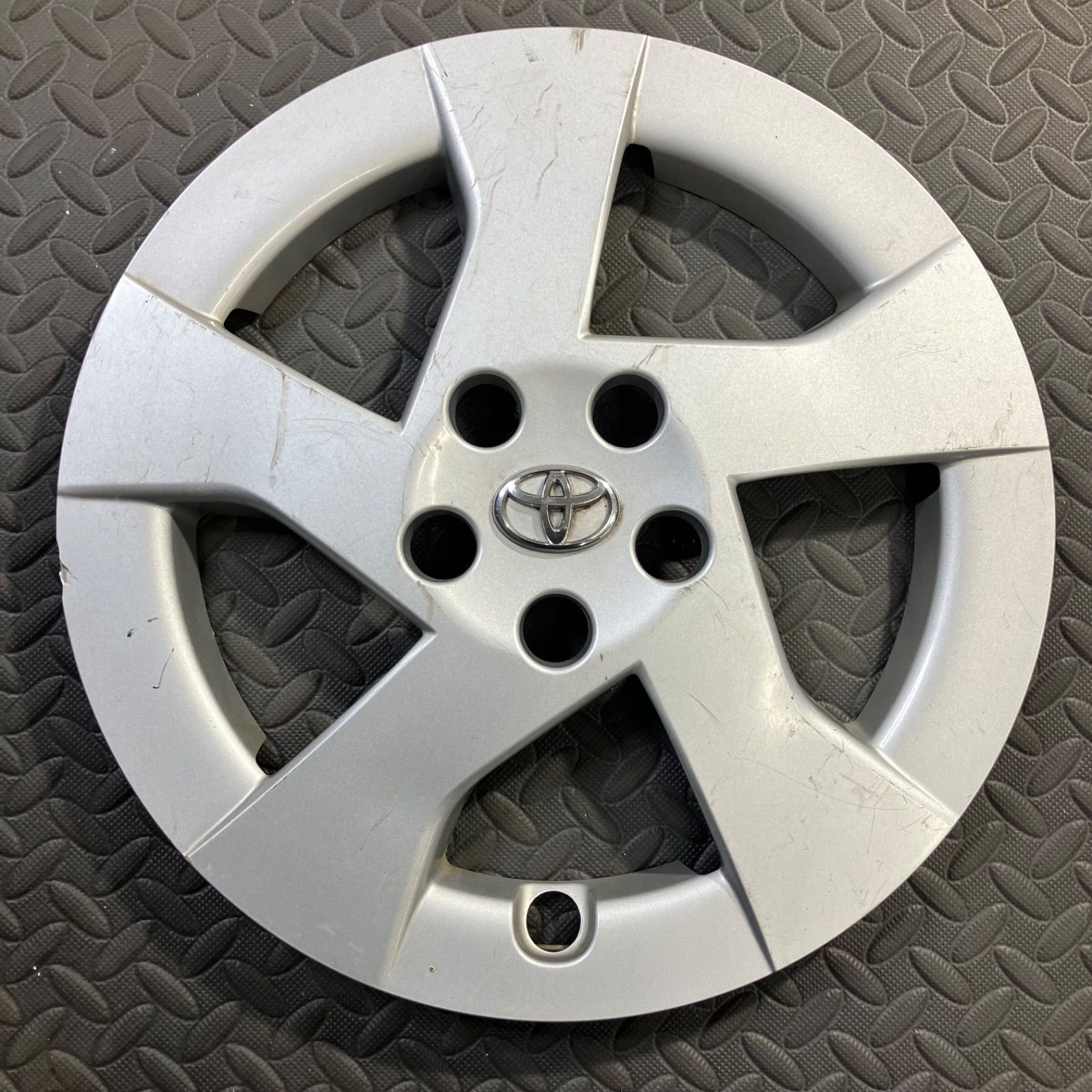 トヨタ プリウス 30系前期 ホイールキャップ ホイールカバー 純正 中古 