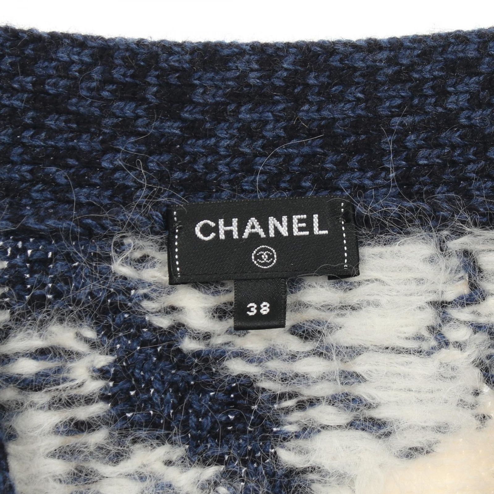 CHANEL シャネル カーディガン ライオンボタン 花柄 CHANEL シャネル ライオンボタン 花柄 カーディガン - メルカリ