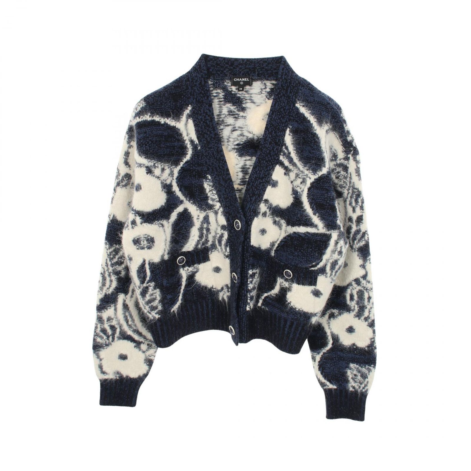CHANEL 03A P21594 ライオン ボタン ウール カーディガン CHANEL（シャネル） ライオンボタン ニットカーディガン P21594V01346