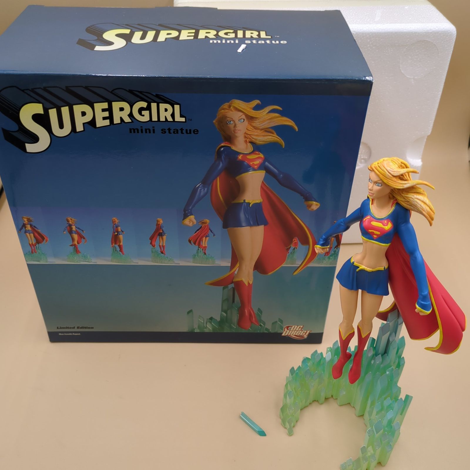 D39289】[ジャンク品] DCダイレクト スーパーガール ミニスタチュー