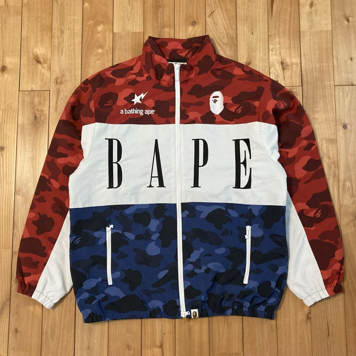 10周年未使用　88RISING X BAPE　ベイプ　トラックジャケット　カモ 10周年未使用 88RISING X BAPE ベイプ トラックジャケット カモ 【公式