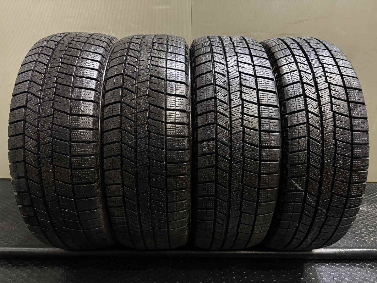 DUNLOP WINTER MAXX WM03 185/55R16 16インチ スタッドレス 4本 22年製 バリ溝 カローラアクシオ フィット ヤリス ヴィッツ等　(KTG529) DUNLOP WINTER MAXX WM03 185/55R16 16インチ スタッドレス 4本 22年製