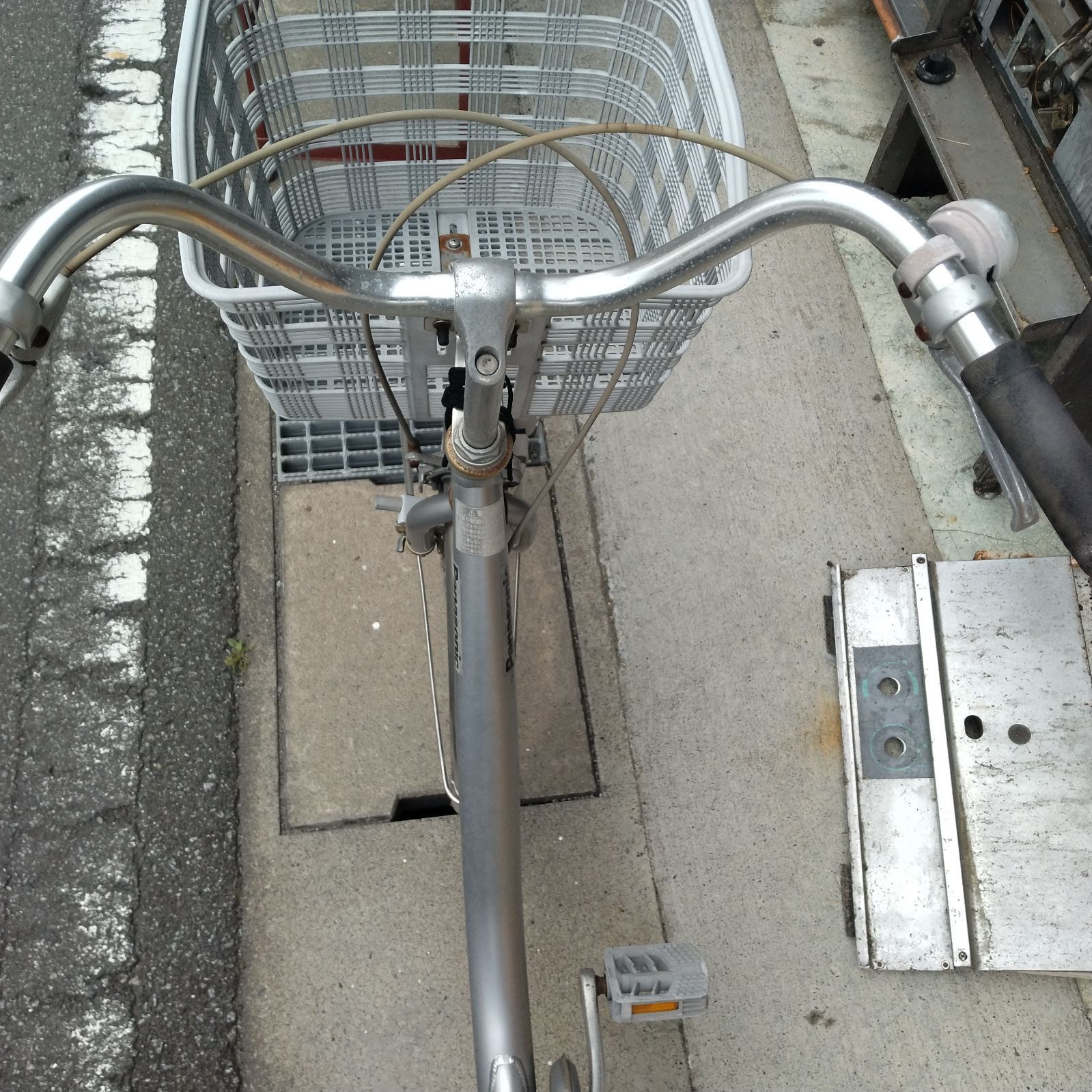 ◯ Panasonic 自転車 カゴ付き Alair シルバー - メルカリ