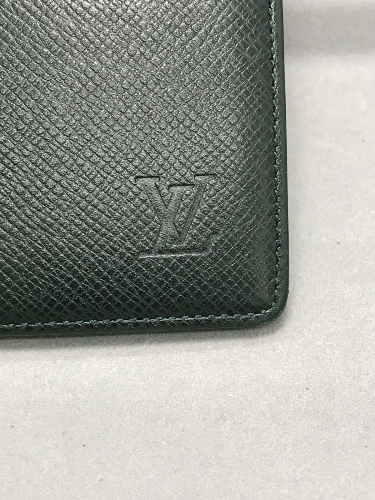 LOUIS VUITTON ルイヴィトン 札入れ 長財布 ポルトバルール タイガ