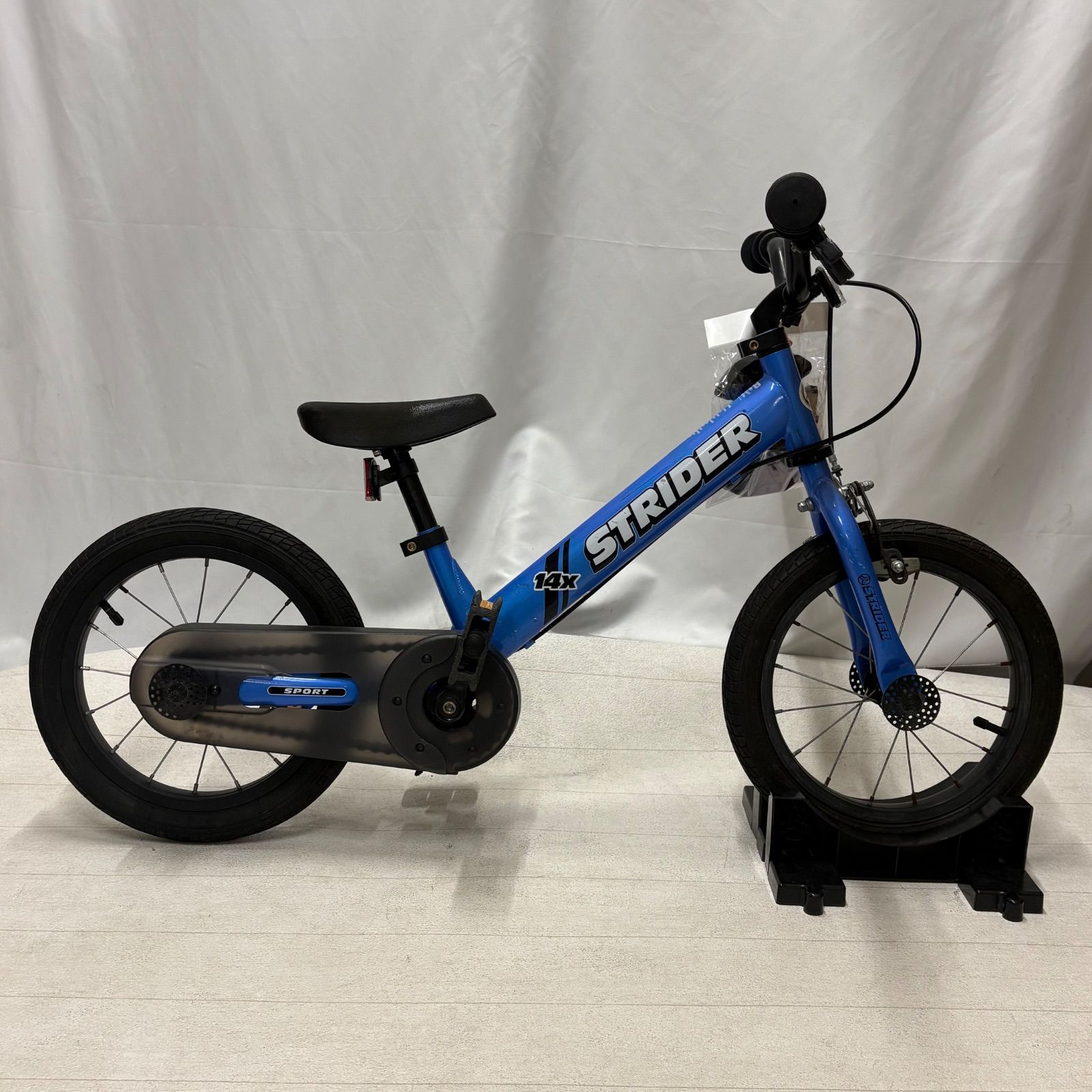 STRIDER 14x ストライダー ブルー 14インチ キッズバイク ブルー 人気 