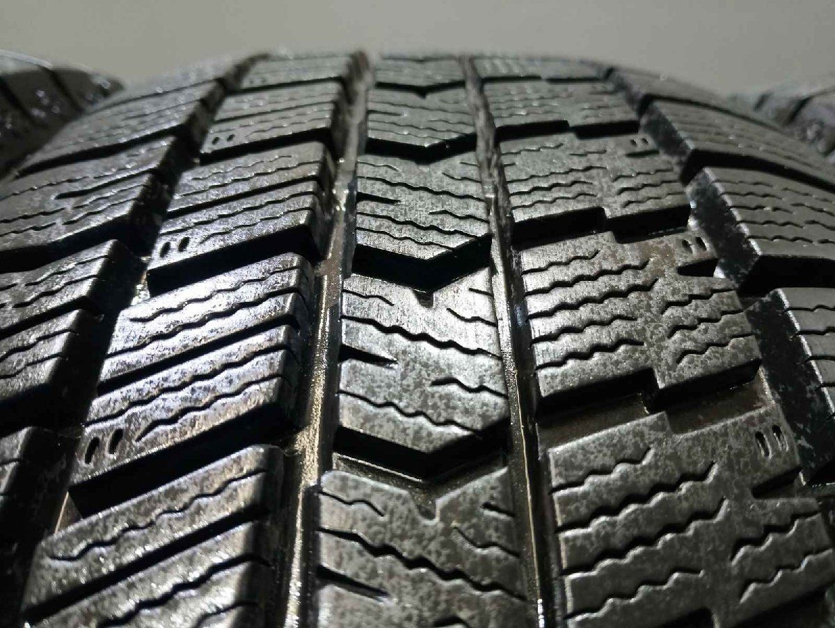 GOODYEAR ICENAVI8 205/60R16 16インチ スタッドレス 4本 21～23年製 バリ溝 ステップワゴン ヴォクシー ビアンテ レガシィB4等　(KTH510) GOODYEAR ICENAVI8 205/60R16 16インチ スタッドレス 4本 21～23年製
