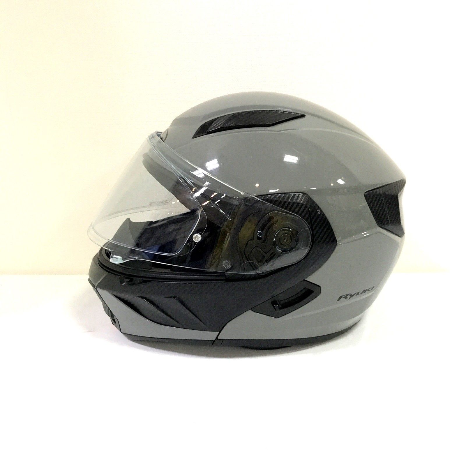 【美品】OGK　Ｌサイズ　インナーサンシェード付きシステムヘルメット　RYUKI 美品】OGK Lサイズ インナーサンシェード付きシステムヘルメット