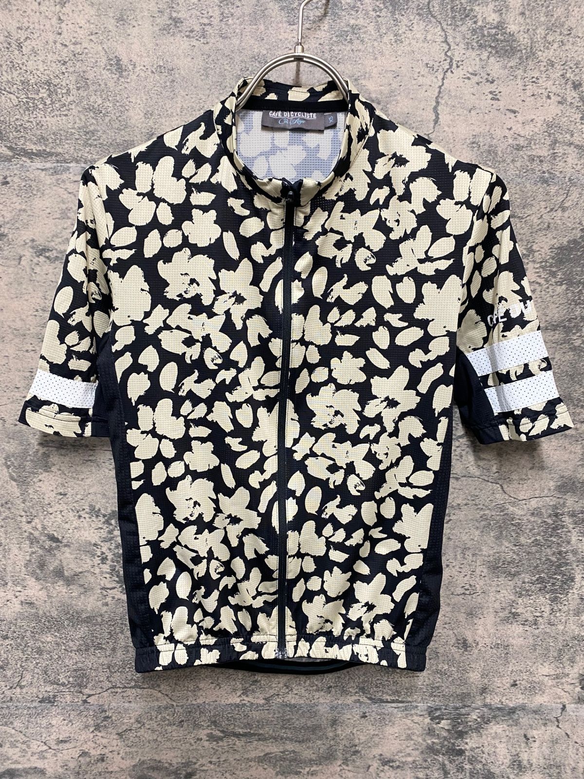 Café du Cycliste カフェドシクリステフロントバック