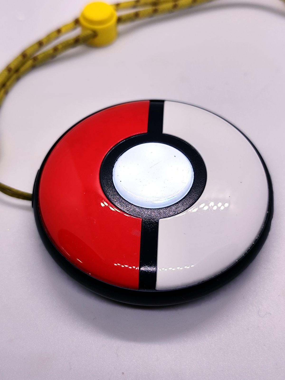 Pokémon GO Plus + PMCー004（ポケモン ゴー プラスプラス）」品①