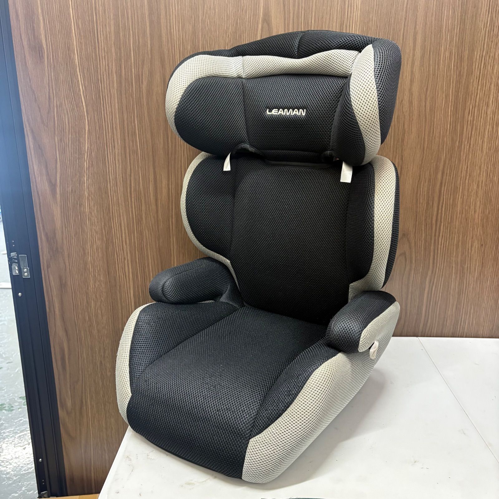 外出・移動用品 LEAMAN（リーマン） チャイルドシート グレー ブラック