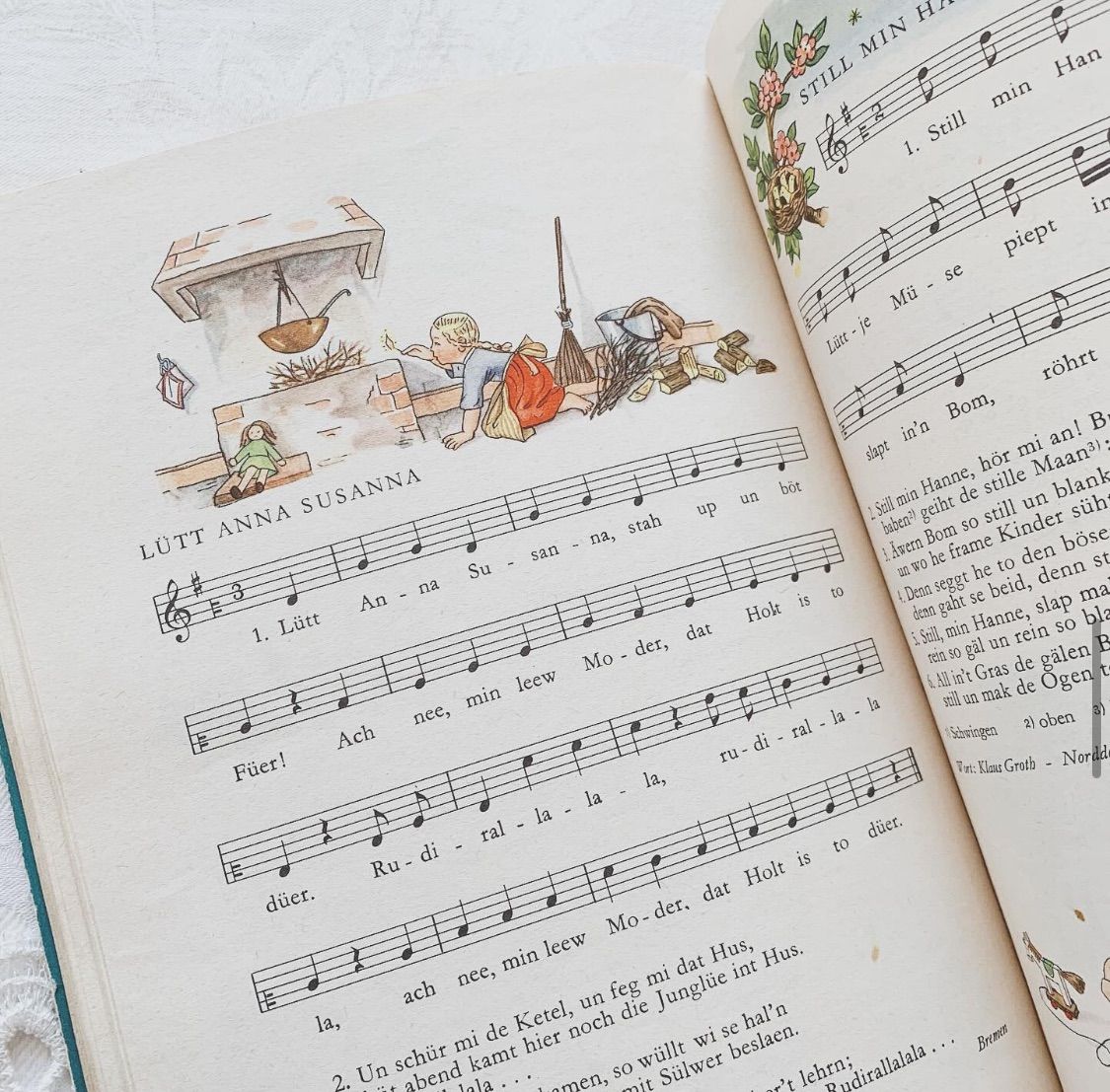 No361 希少 アンティーク 古書 洋書 楽譜 絵本 童謡 聖歌集 1965年 ドイツの古い音楽絵本 / 楽譜集 Unser Liederbuch/ビンテージ本