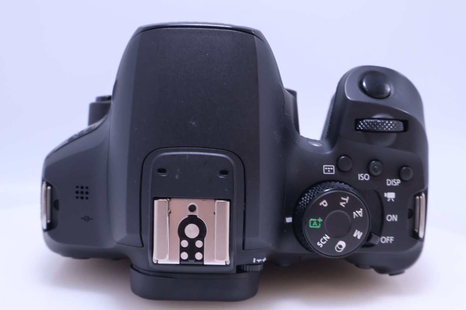 12,000回以下 美品】Canon EOS Kiss X10i ボディ EOSKISSX10I デジタル 