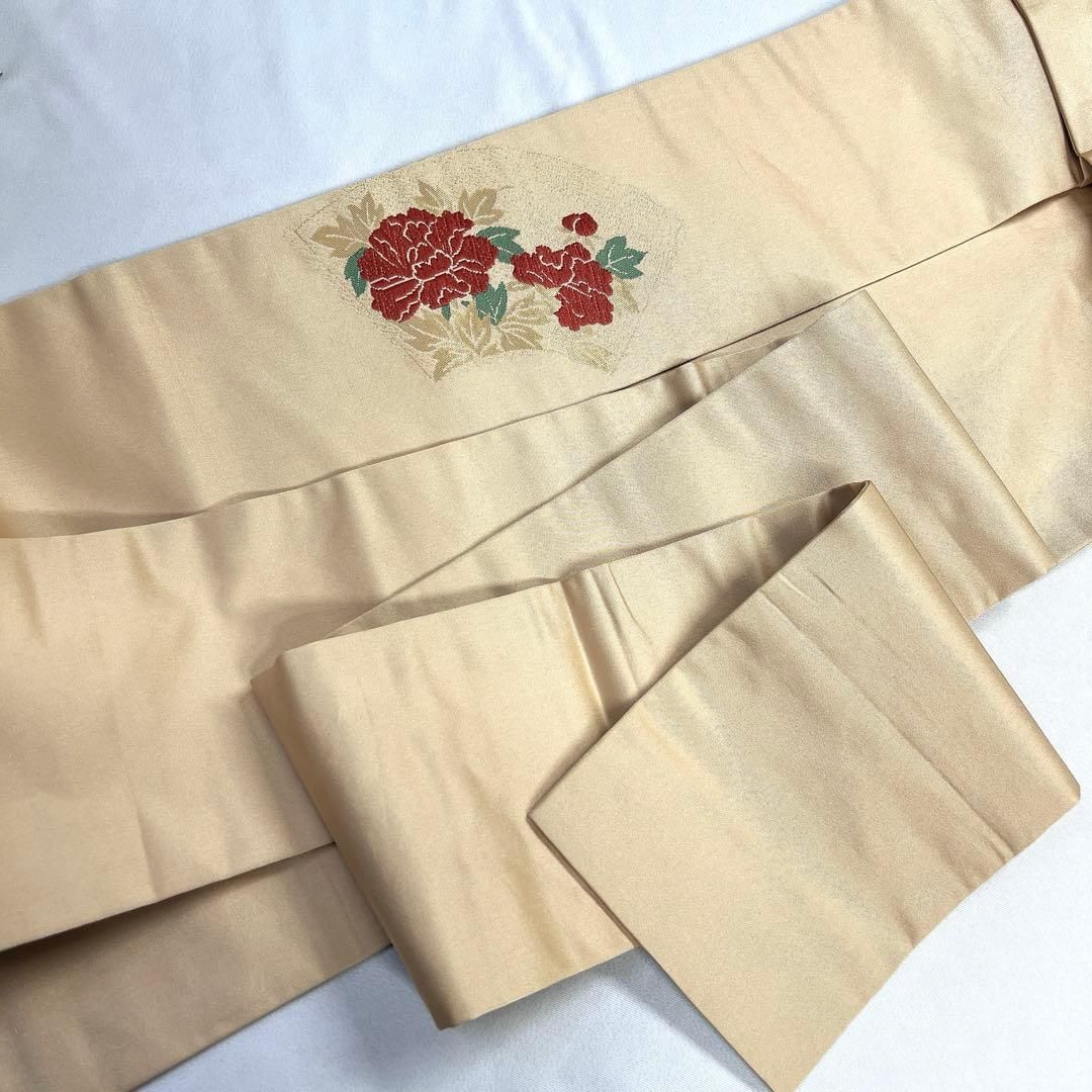 名古屋帯　唐織　牡丹　菊花　扇　金糸　ベージュカラー　着物　023tz 名古屋帯 唐織 牡丹 菊花 扇 金糸 ベージュカラー 着物 023tz - メルカリ