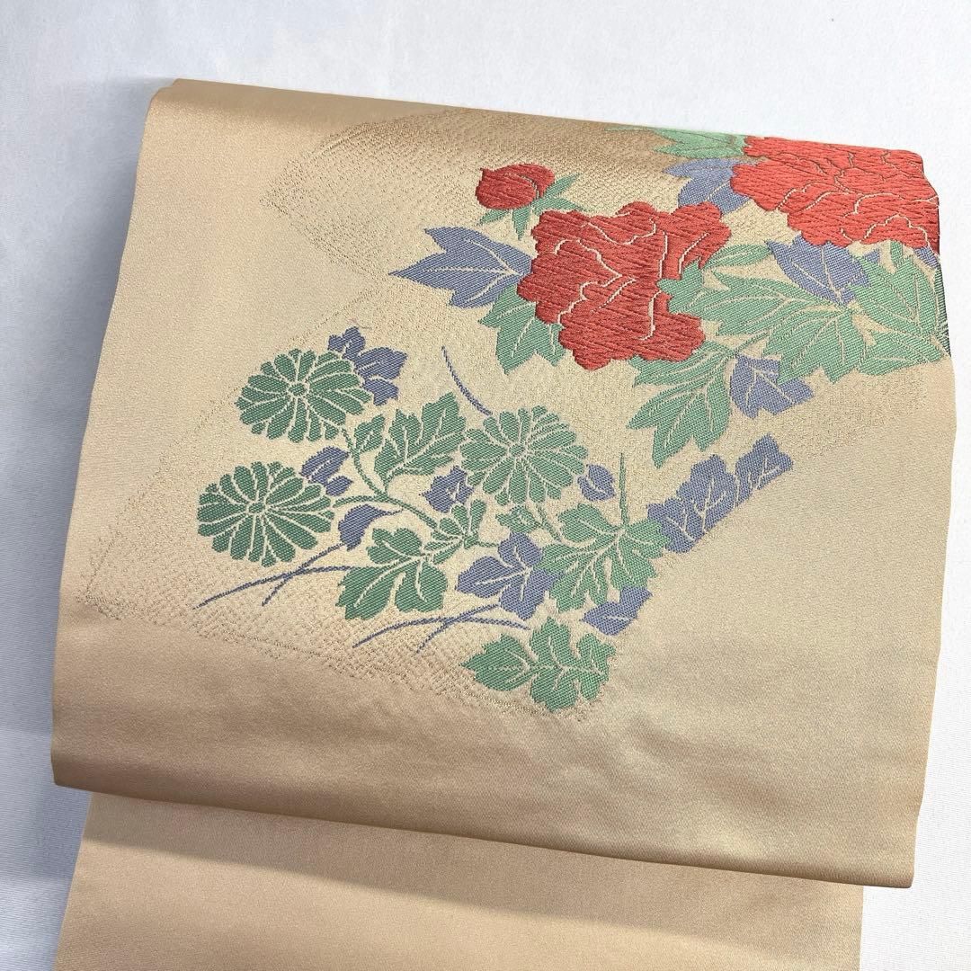 名古屋帯　唐織　牡丹　菊花　扇　金糸　ベージュカラー　着物　023tz 名古屋帯 唐織 牡丹 菊花 扇 金糸 ベージュカラー 着物 023tz - メルカリ