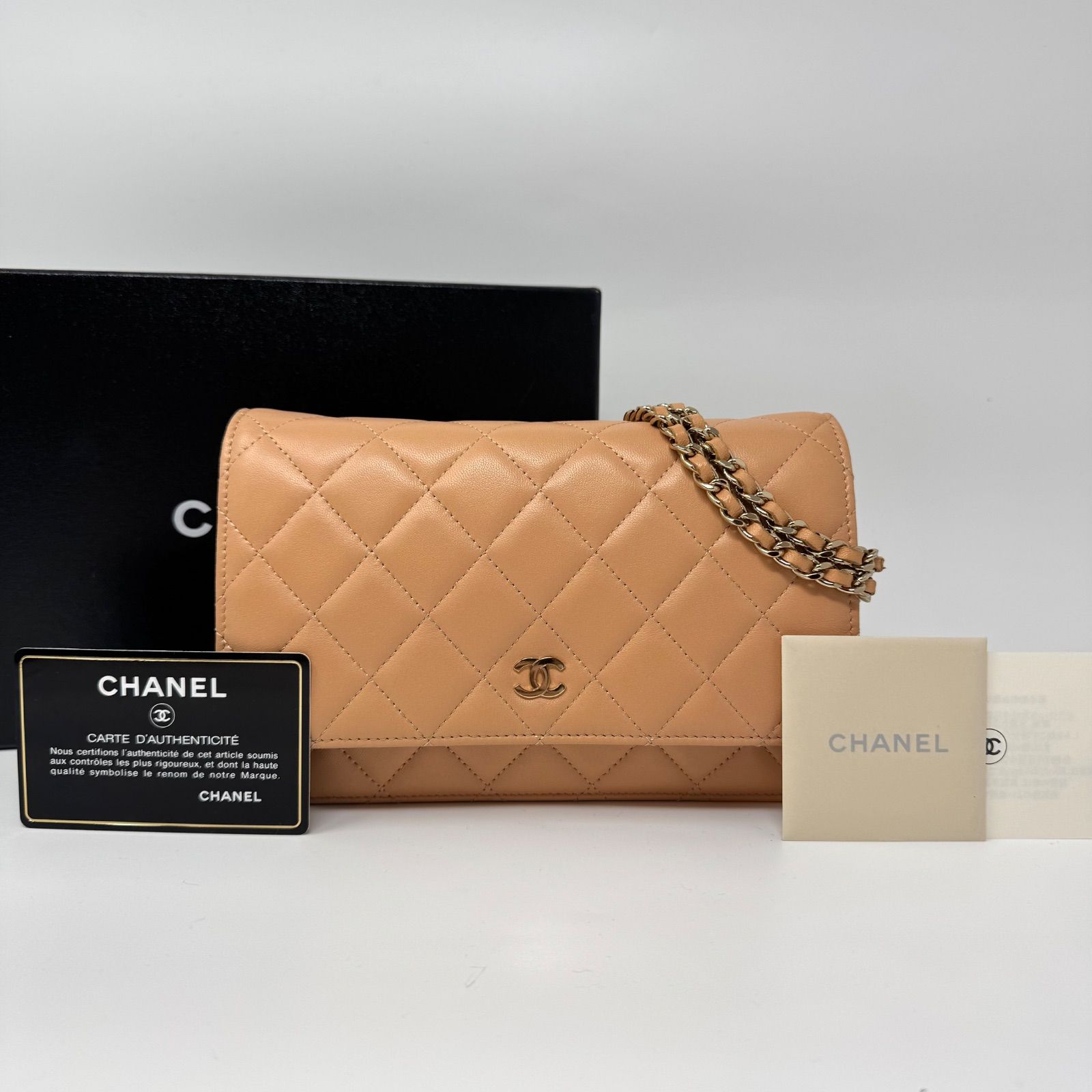 大人気✨CHANEL シャネル ショルダーバッグ ラムスキン マトラッセ 