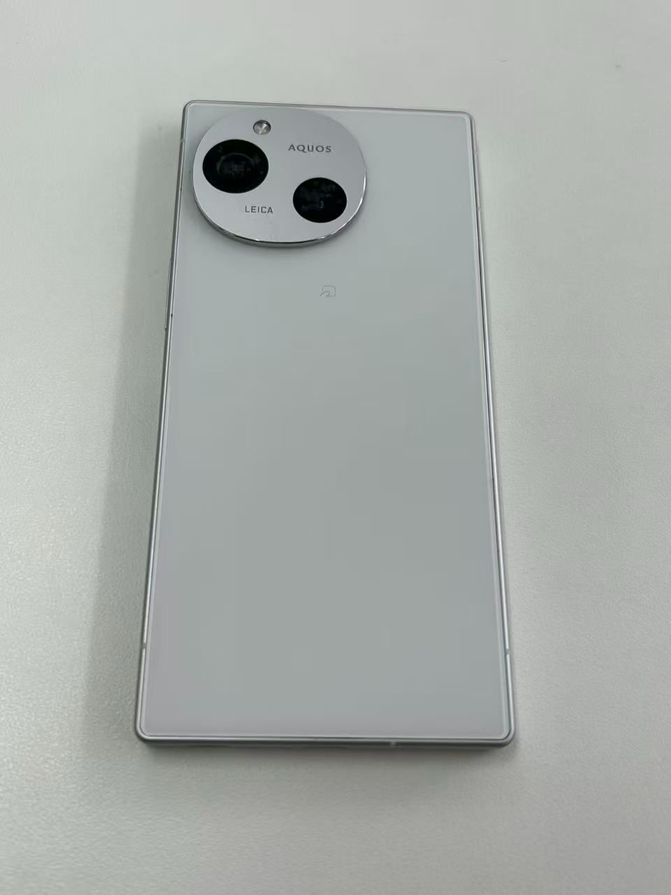 ジャンク品】AQUOS R9 ホワイト-通販や人気ランキングも激安