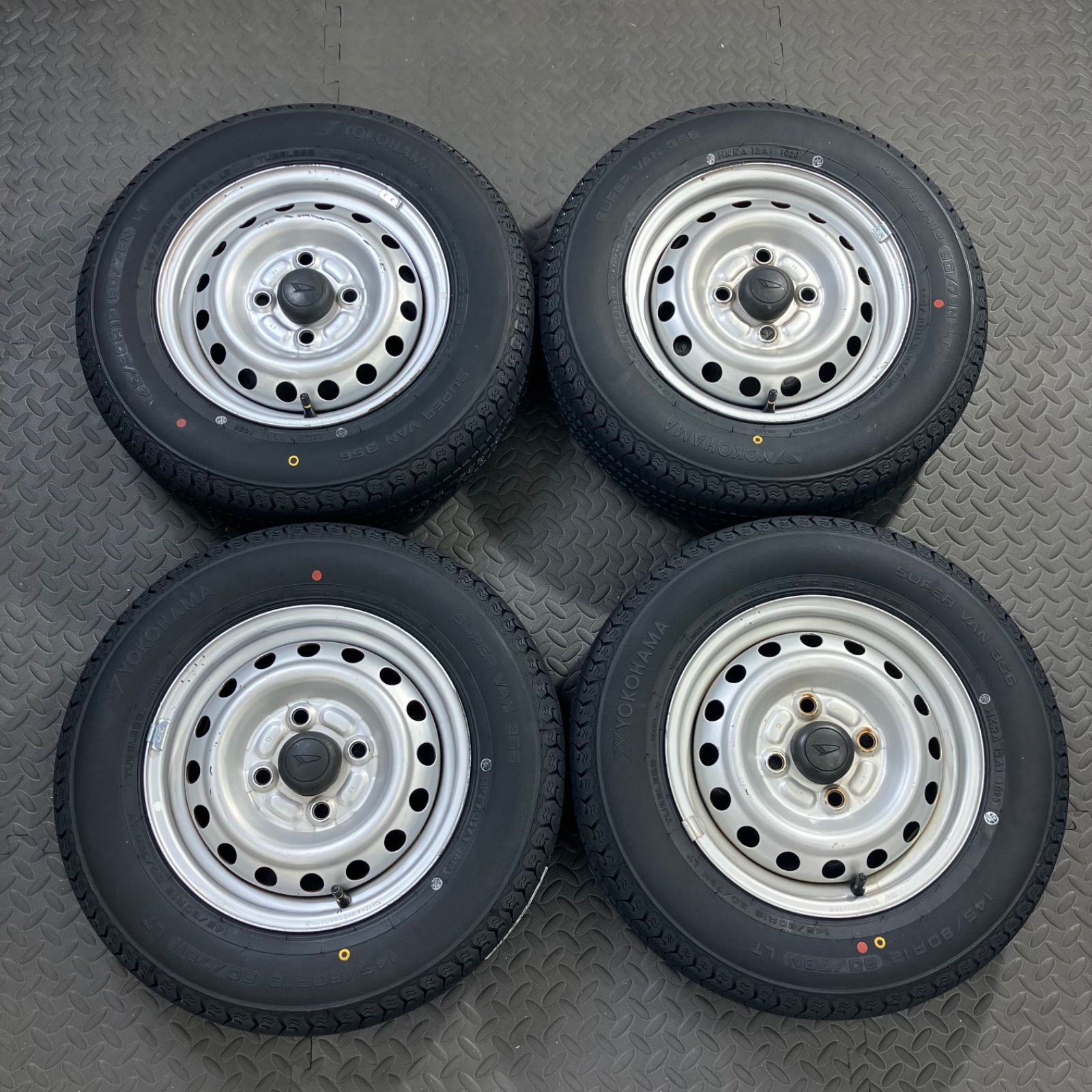 26年製 新品タイヤ 145/80R12 80/78N LT ヨコハマ スーパーバン356(夏 