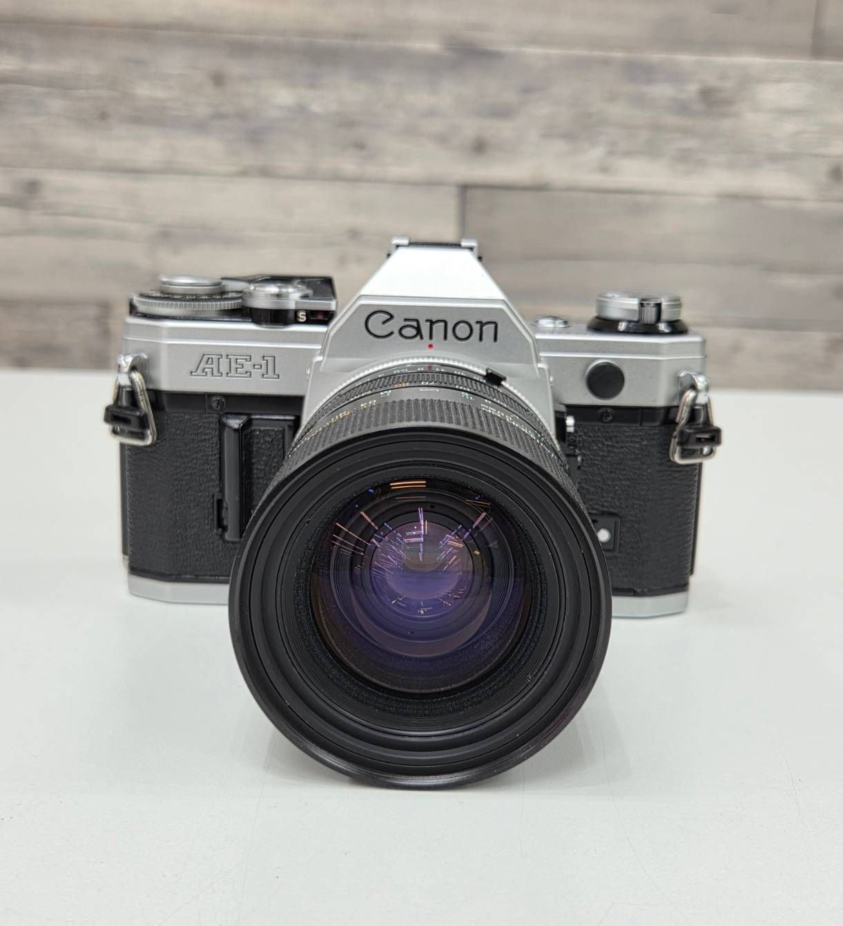 CANON A−1　キャノン　フィルムカメラ　標準ズー厶と望遠ズームのレンズ付き CANON A−1 キャノン フィルムカメラ 標準ズー厶と望遠ズームのレンズ