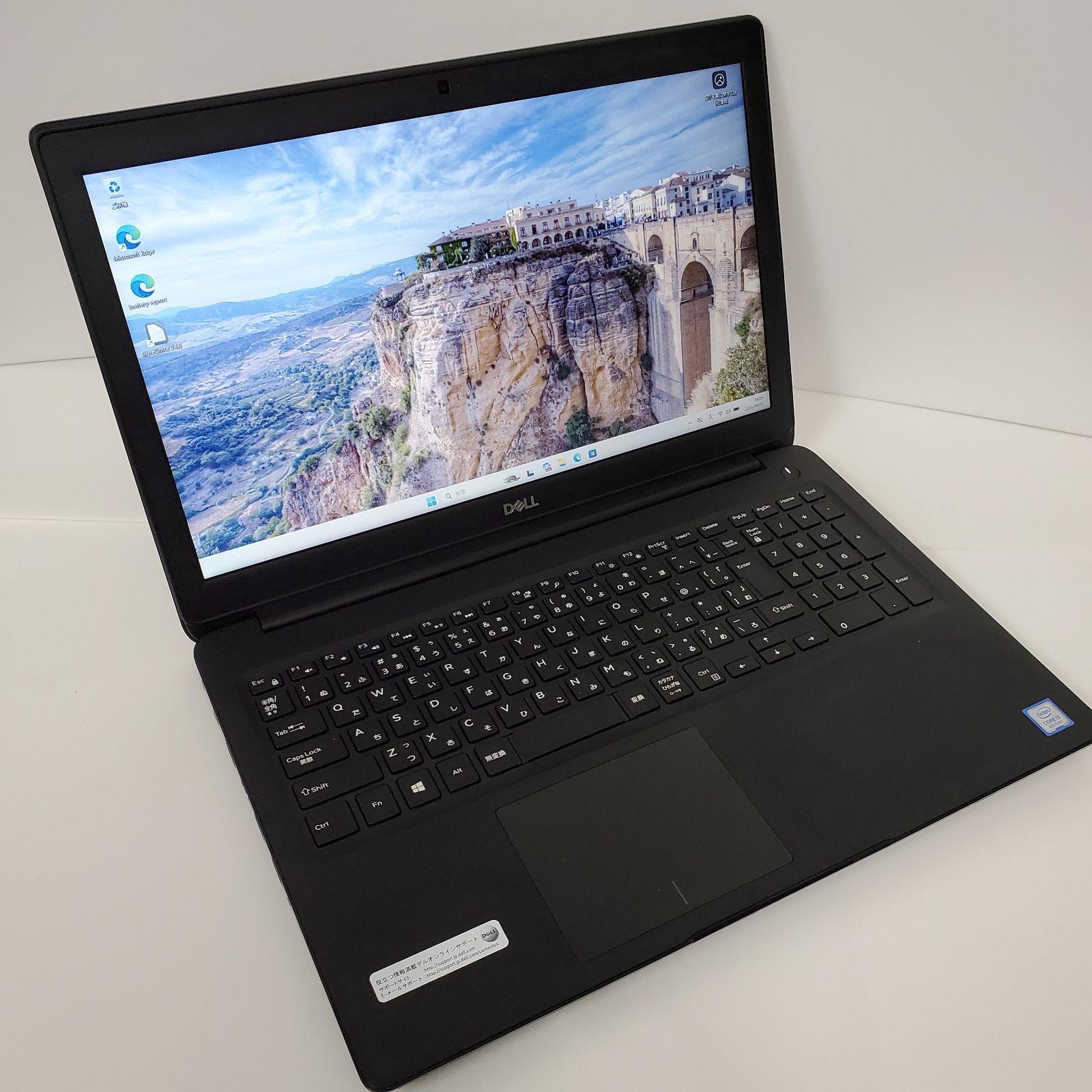 即使用可】Dell Latitude 3500 Core i3 Win11 SSD - メルカリ