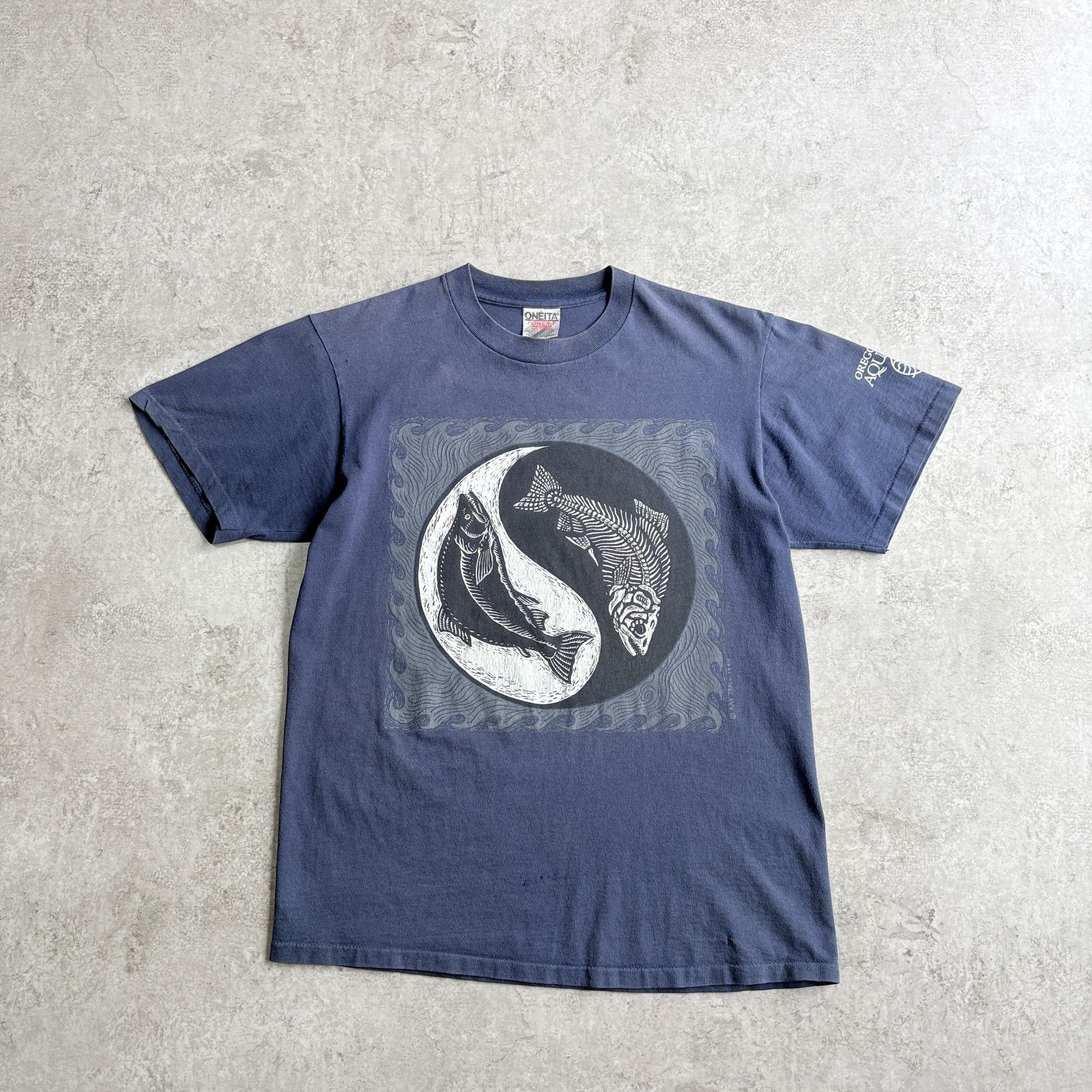 90s MEXICO製 RAY TROLL OREGON COAST AQUARIUM Printed T-shirt レイトロール アート OREGON COAST AQUARIUM 魚 フェード ボロ Tシャツ TEE