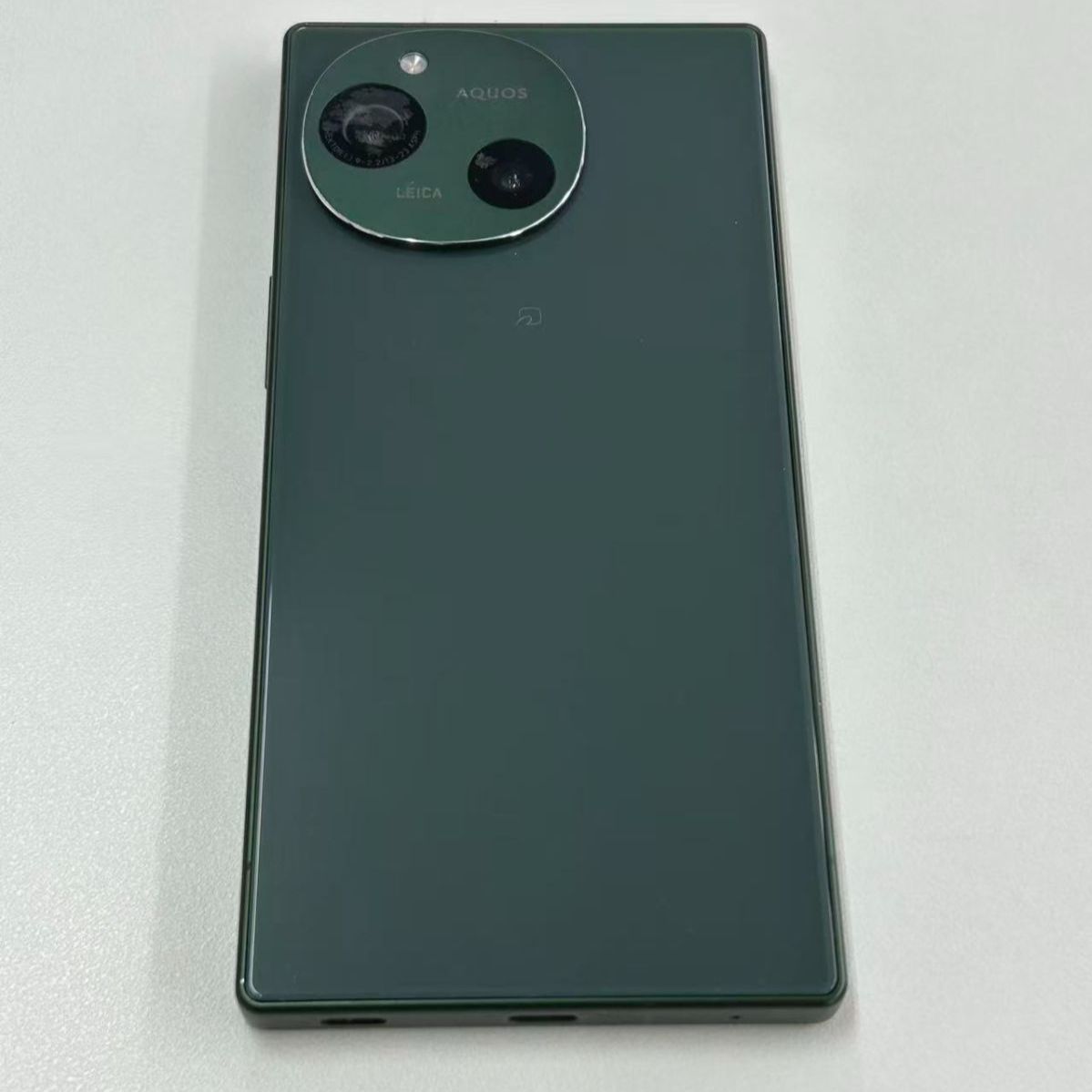 ジャンク】AQUOS R9 グリーン 部品取り - メルカリ