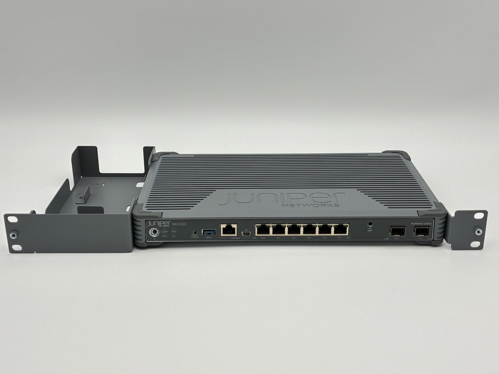 SRX300 Juniper Services サービスゲートウェイ - Gateway