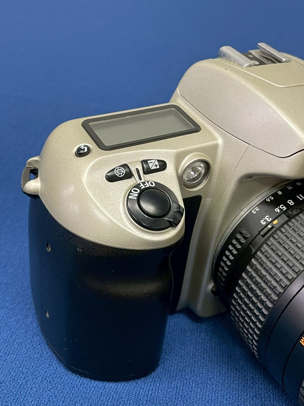 Nikon F60 パノラマ フィルム一眼レフカメラ／AF Nikkor 24-50mm