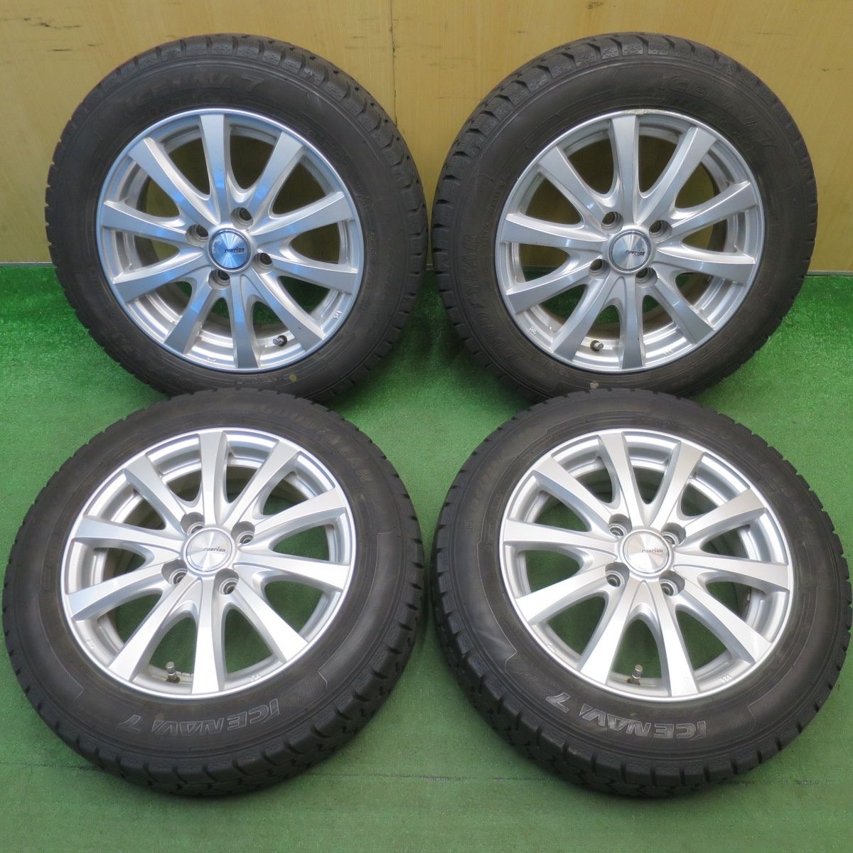 バリ溝！8.5分☆スタッドレス 165/65R14 グッドイヤー アイスナビ7 