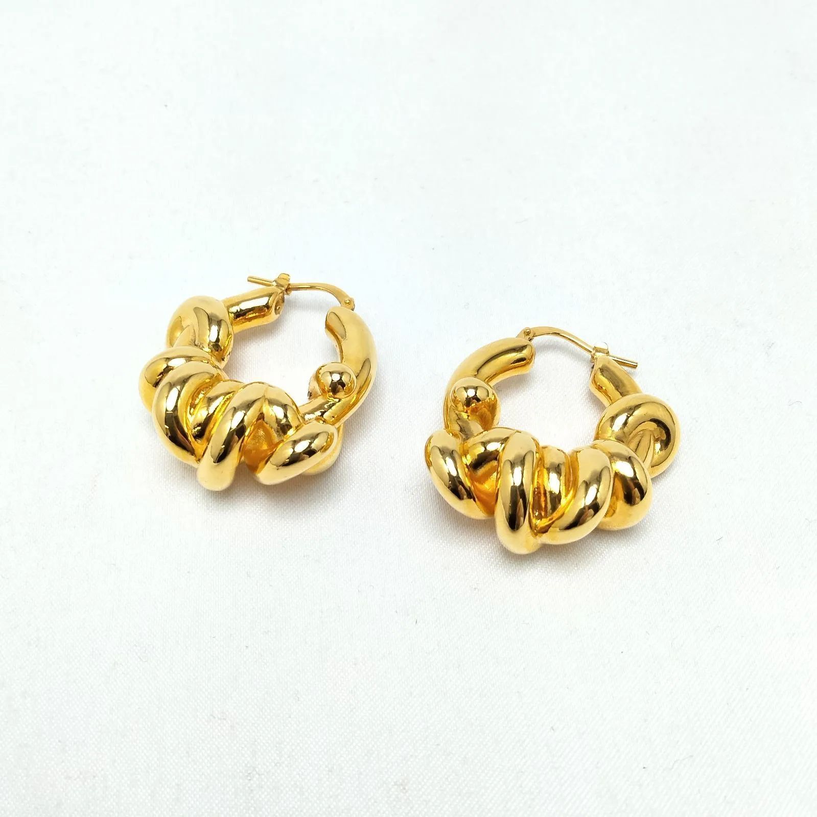 ✨️JIL SANDER✨️ ジルサンダー フープメタルピアス ゴールド - メルカリ