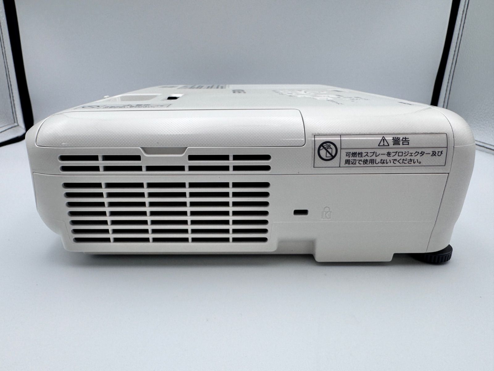 【点灯時間35Hのみ】EPSON EB-W05 61vx2NMixuL.jpg_BO30,255,255,