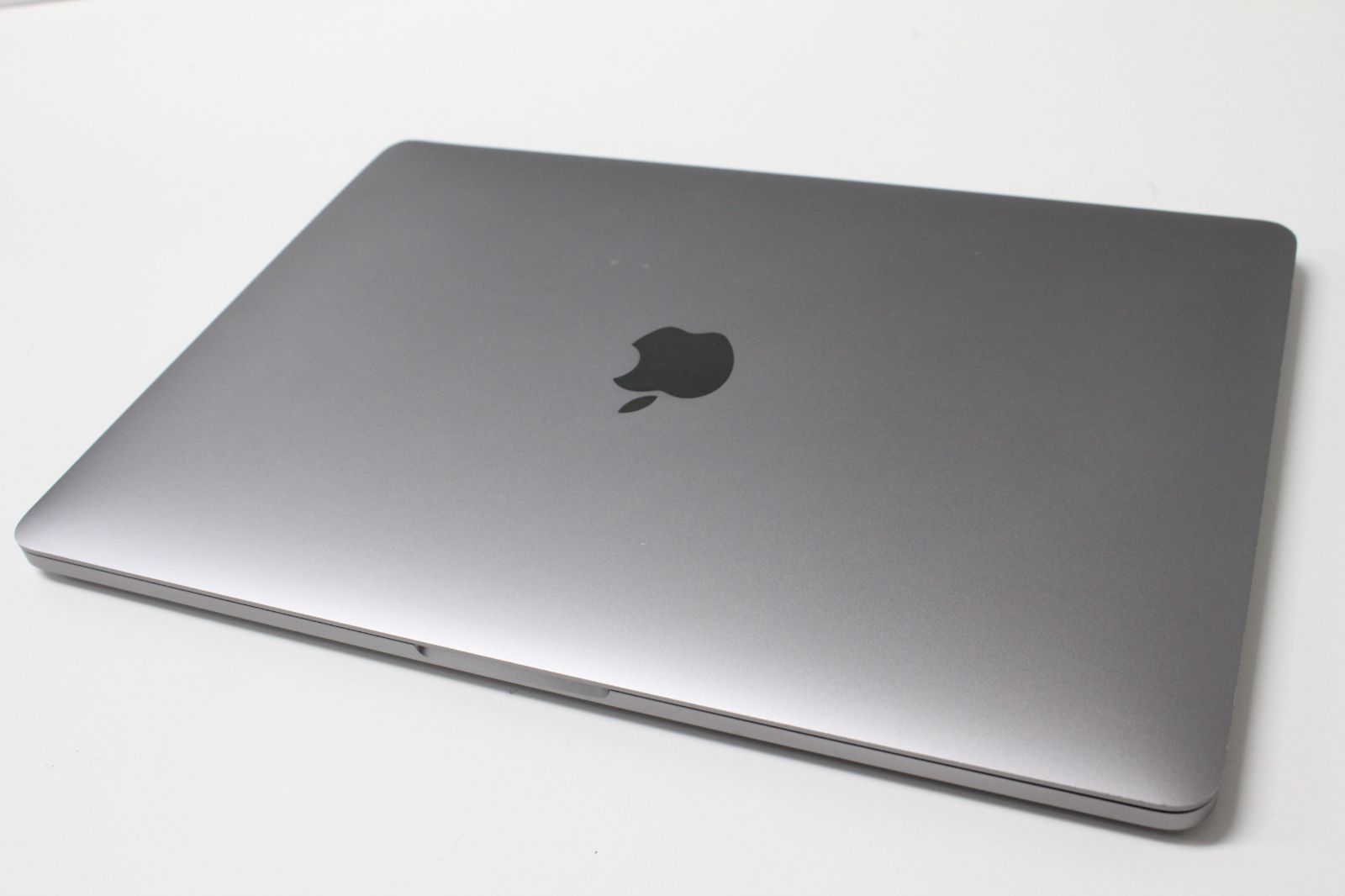 MacBook Pro（13インチ，2017，Thundeabolt 3ポート x 2）256GB/16GB