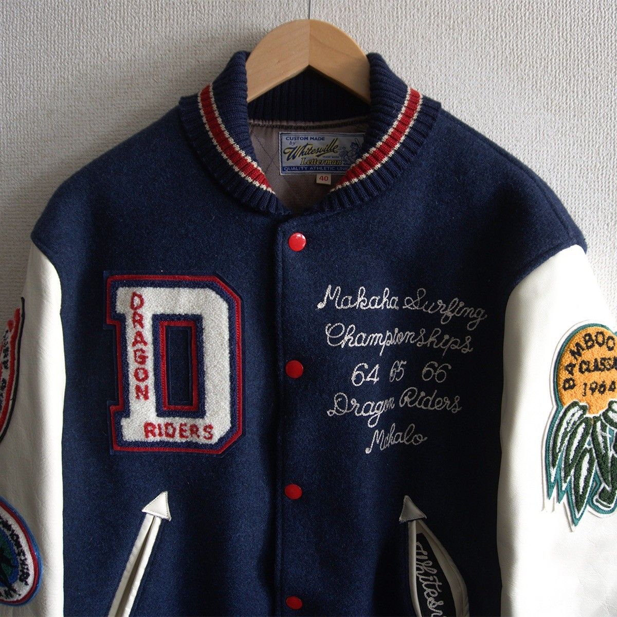 美品】WHITESVILLE【フルデコ レザースリーブ スタジャン】40