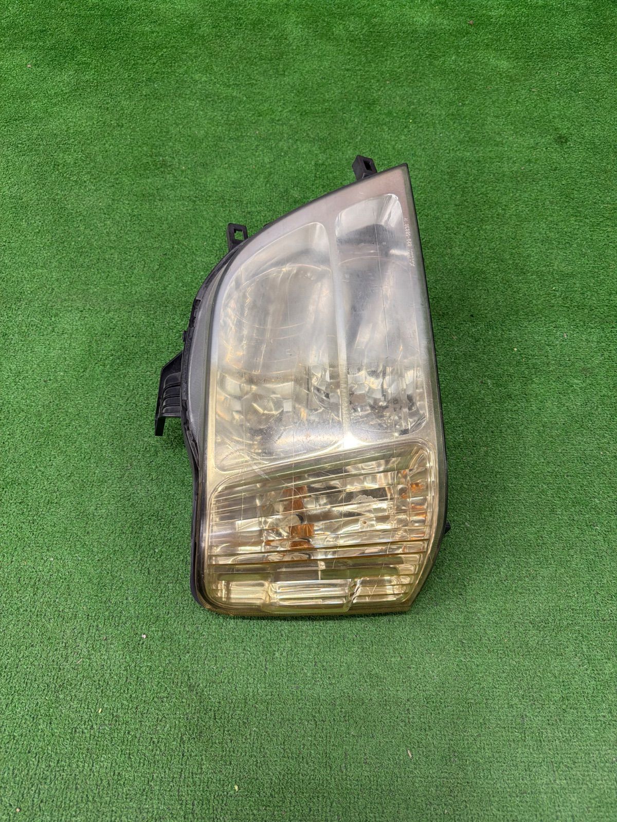 ホンダ ステップワゴン RF1 RF2 純正 右側 ヘッドライト XACTA 820