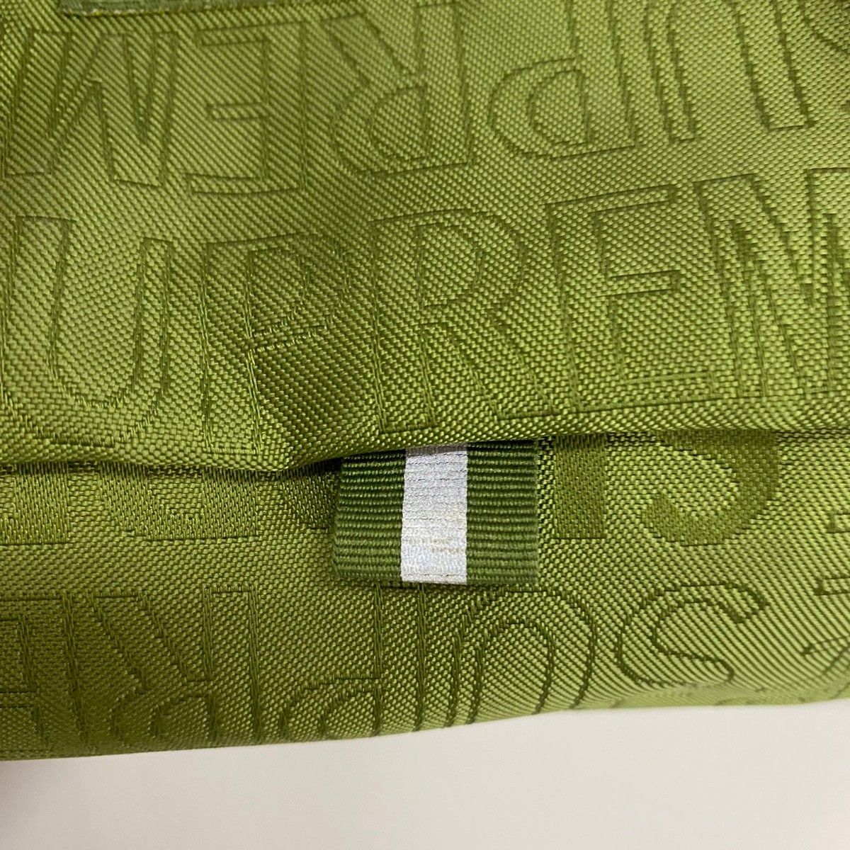 シュプリーム SUPREME 19SS ナイロン ショルダーバッグ オリーブ 