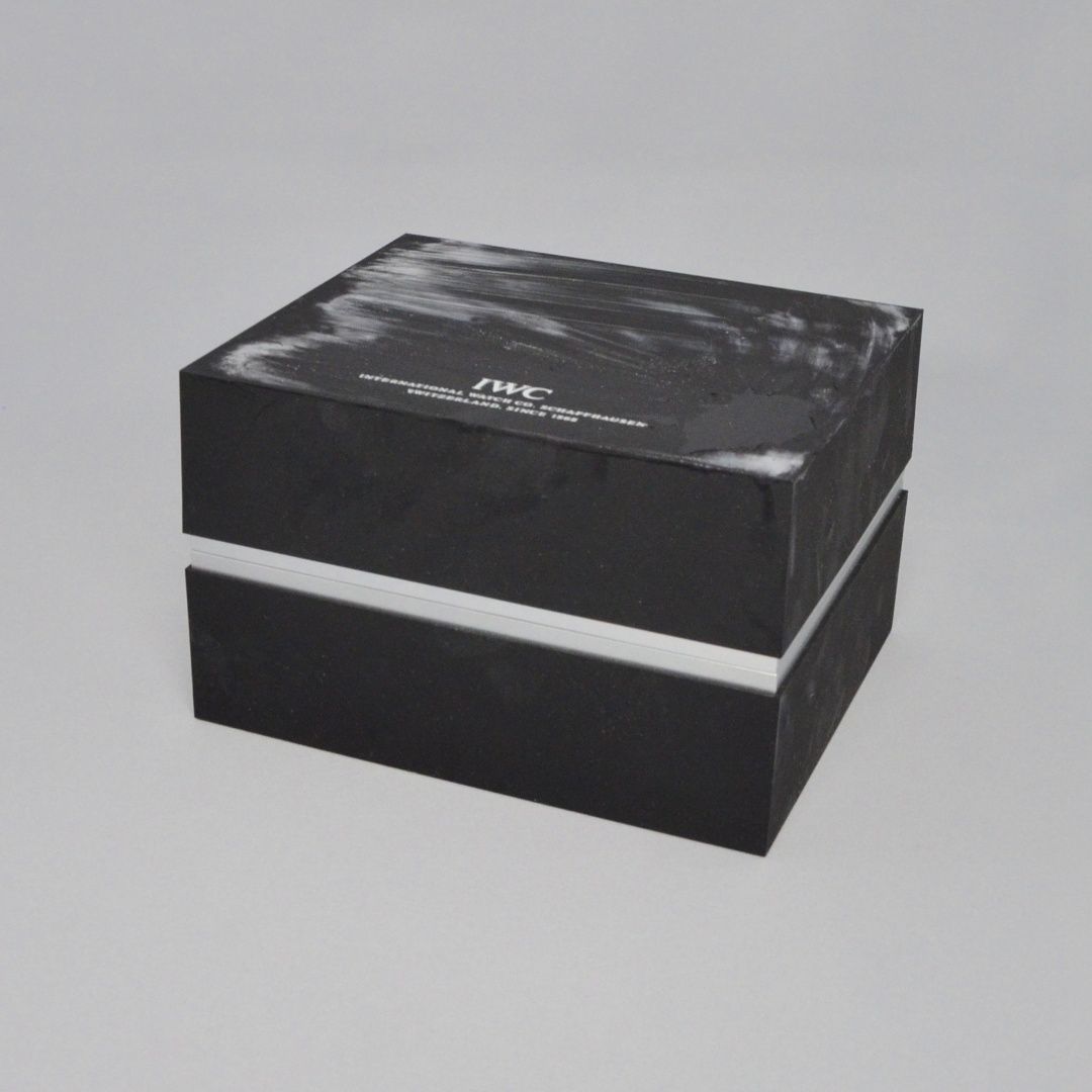 masaayach専用！IWC 純正ボックス x2 IWIWA20565 箱 IWC 箱｜BOX 20565 - メルカリ