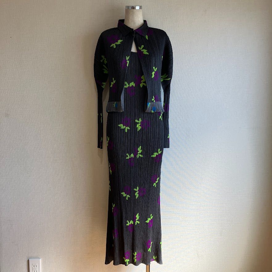 PLEATS PLEASE ISSEY MIYAKE プリーツプリーズ イッセイミヤケ ロング 