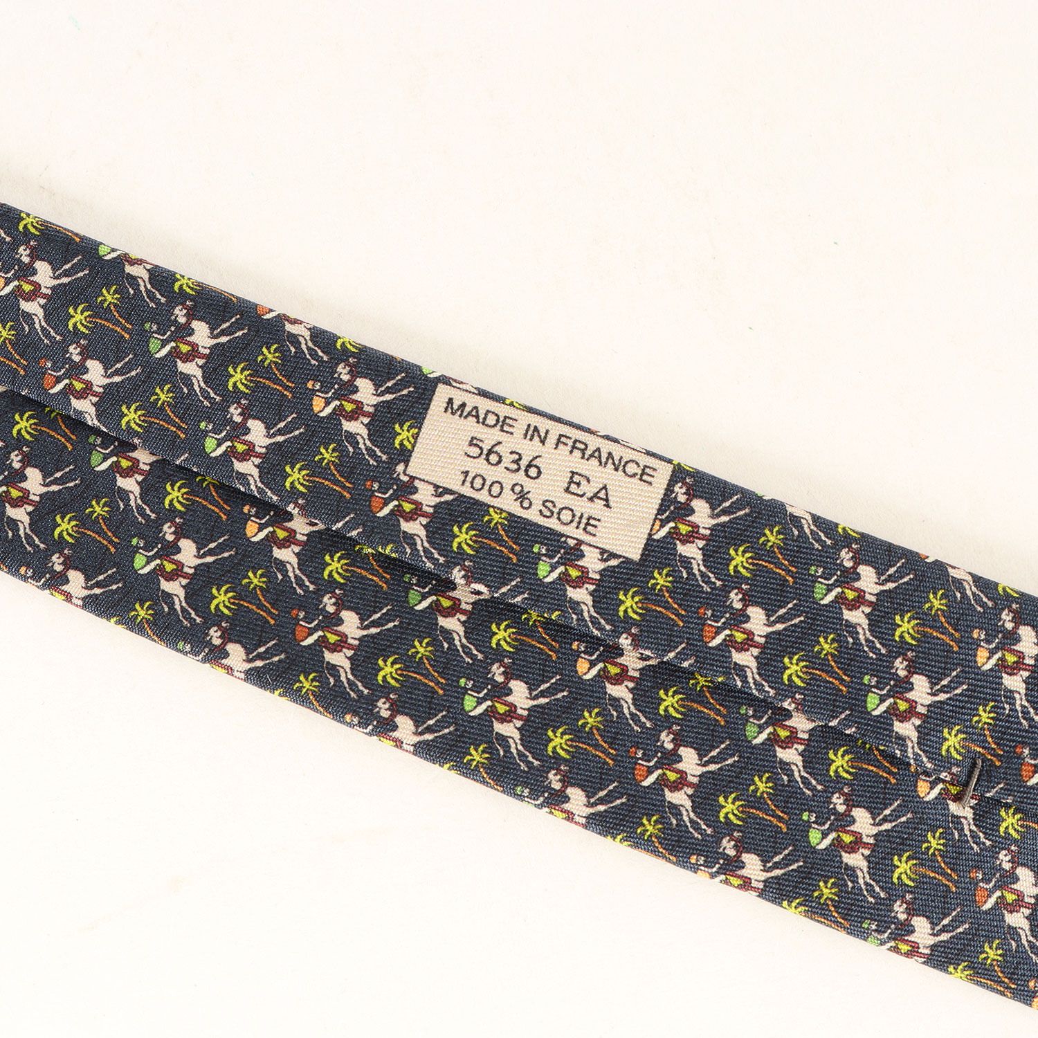 【美品】HERMES エルメス ネクタイ ネイビーグレー | ジョッキー&ツリー柄 シルク ネクタイ | フランス製 ブランド ファッション アイテム【メンズ】【中古】 美品】HERMES エルメス ネクタイ ネイビーグレー | ジョッキー&ツリー